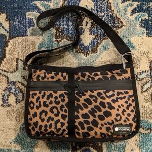 lesportsac carson crossbody messenger bag